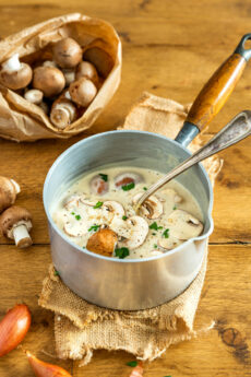 desgages aurelie photographer Sydney australia mushroom sauce